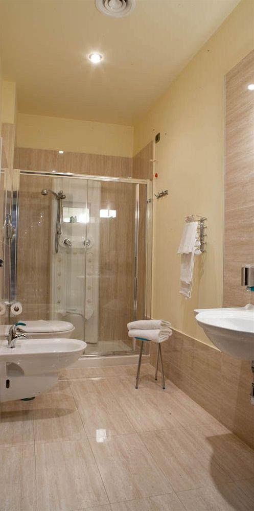 Albatros Hotel Сиракуза Екстериор снимка